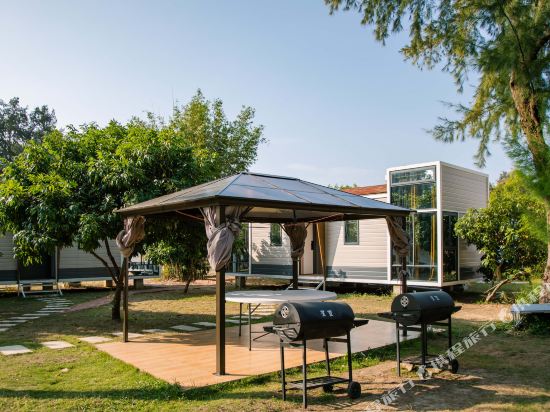 Xingshu RV camping Hotel in Dongxing, People's Republic of China