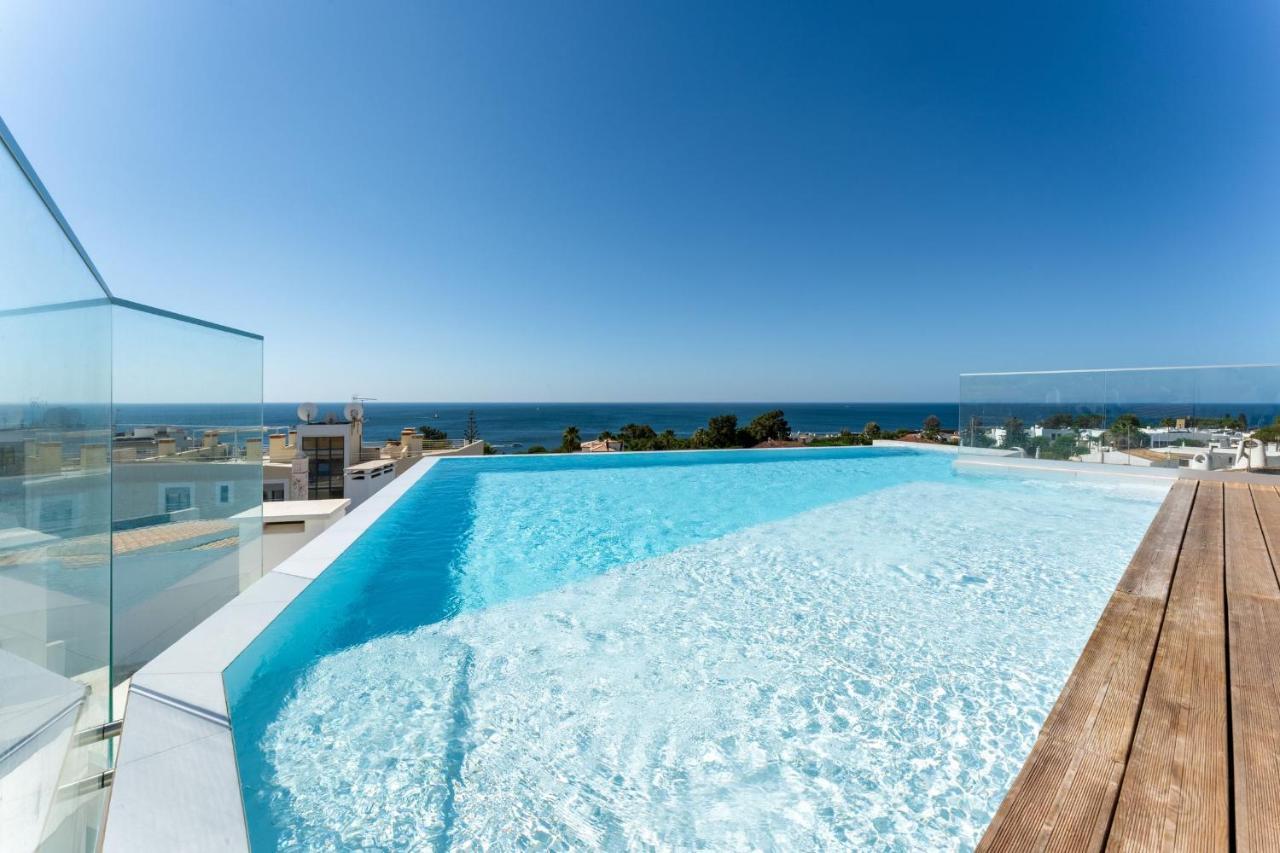 Stunning 3 BDR Flat W Rooftop Pool by LovelyStay — 4-Star Luxury Hotel in Albufeira, Portugal