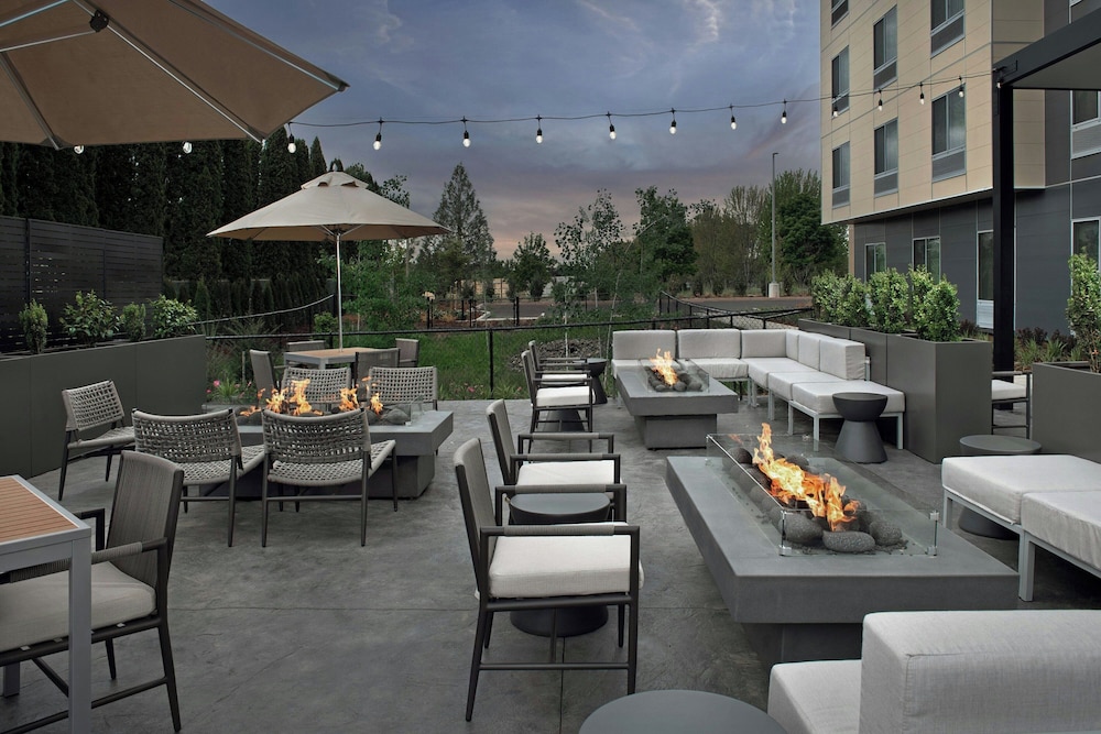 Fairfield by Marriott Inn & Suites Portland Newberg - photo 32