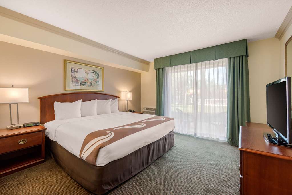 Quality Inn & Suites Tarpon Springs South - photo 24