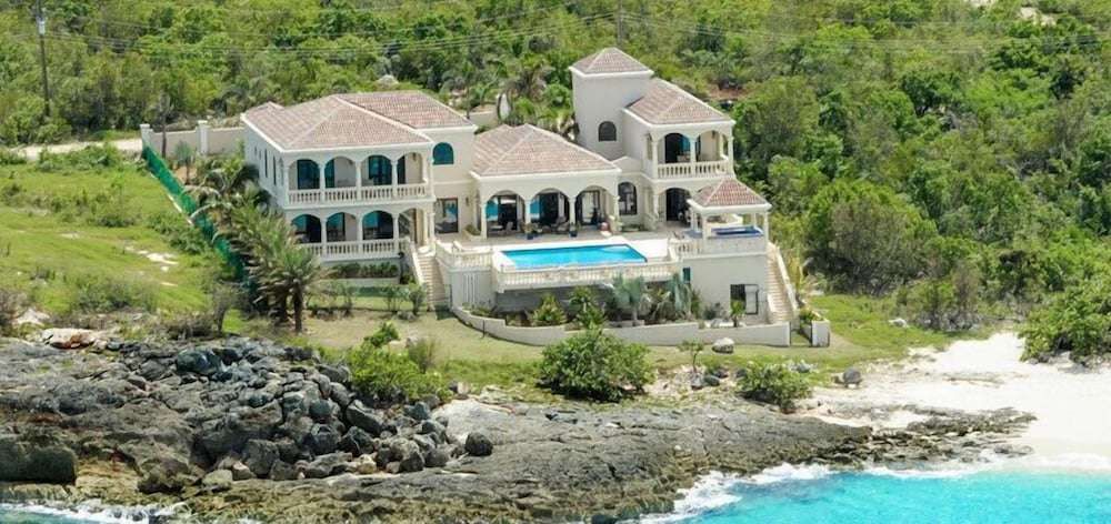 Sandcastle Villa — 4-Star Luxury Hotel in The Valley, Anguilla