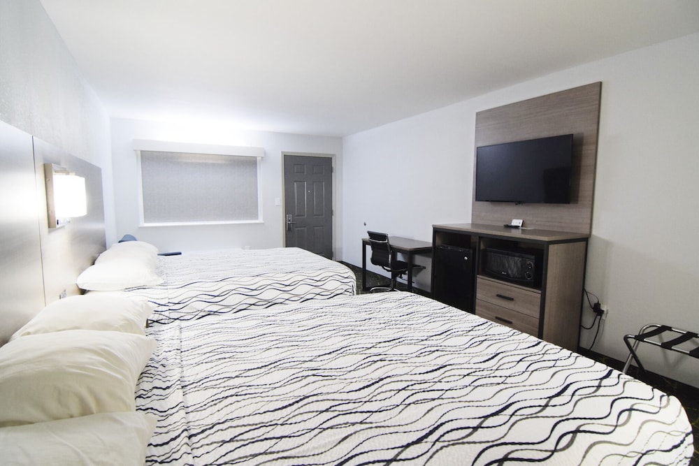 Walnut Inn Roland - photo 6