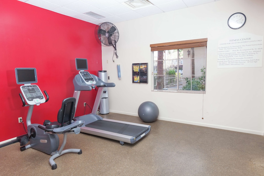 Hilton Garden Inn Palm Springs Rancho Mirage - photo 29