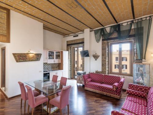 Apartment Lucilla Home by Interhome — 4-Star Luxury Hotel in Rome, Italy