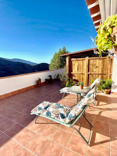 Atico Puerta de la Alpujarra in Lanjaron, Spain