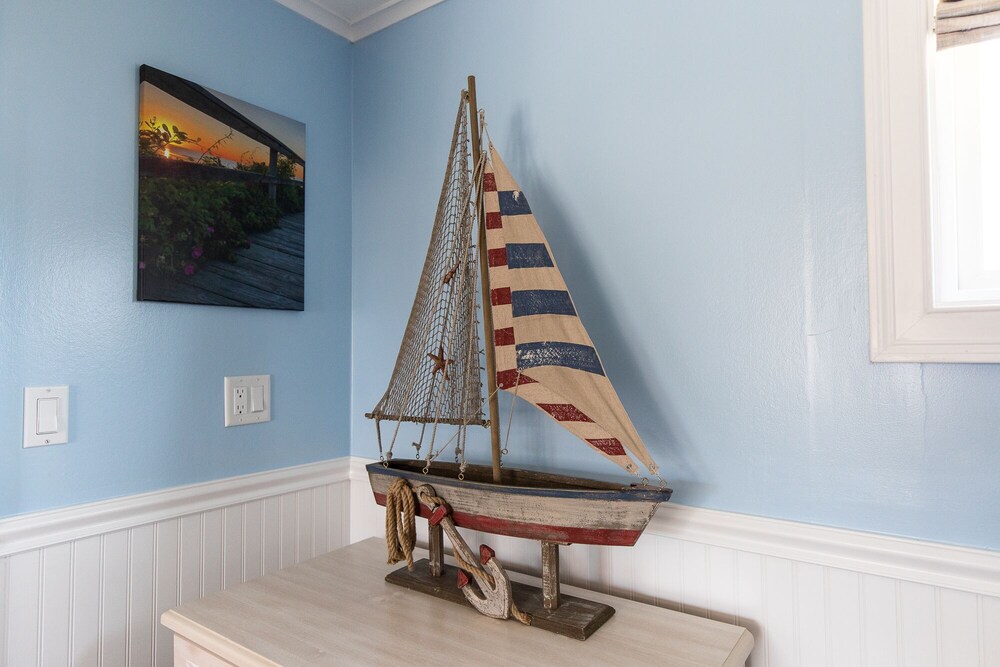 Footbridge Beach Motel - photo 117