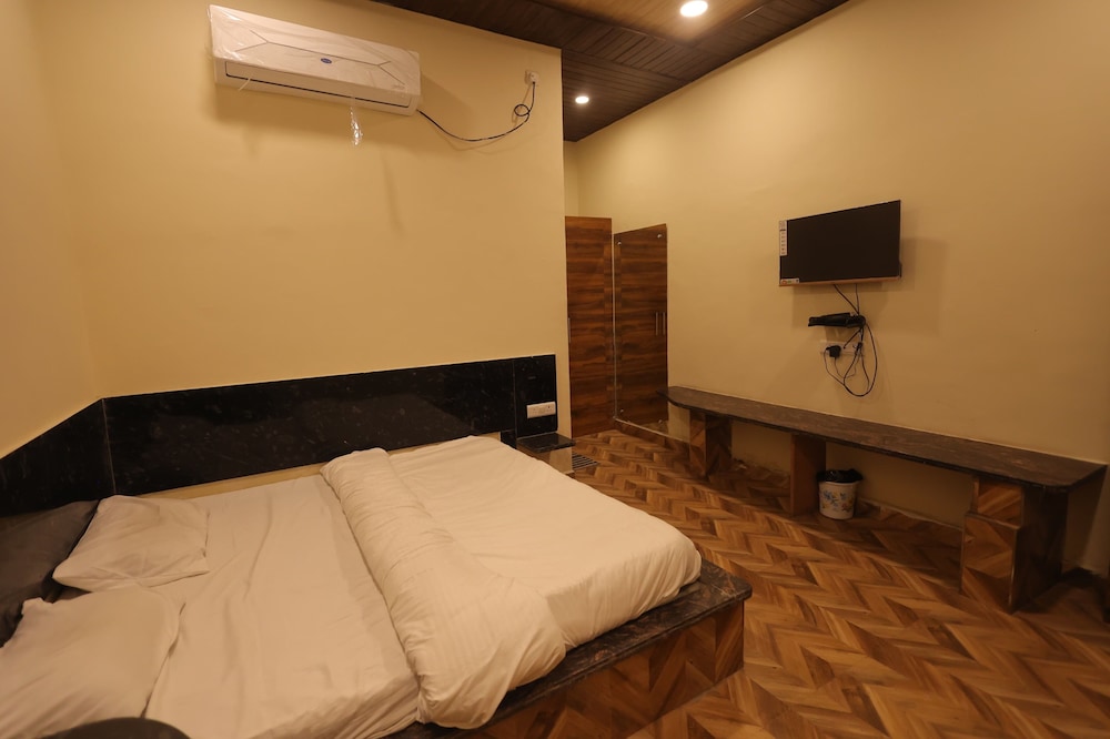 Ramalaya Prema Kunj Resort in Jhansi, India