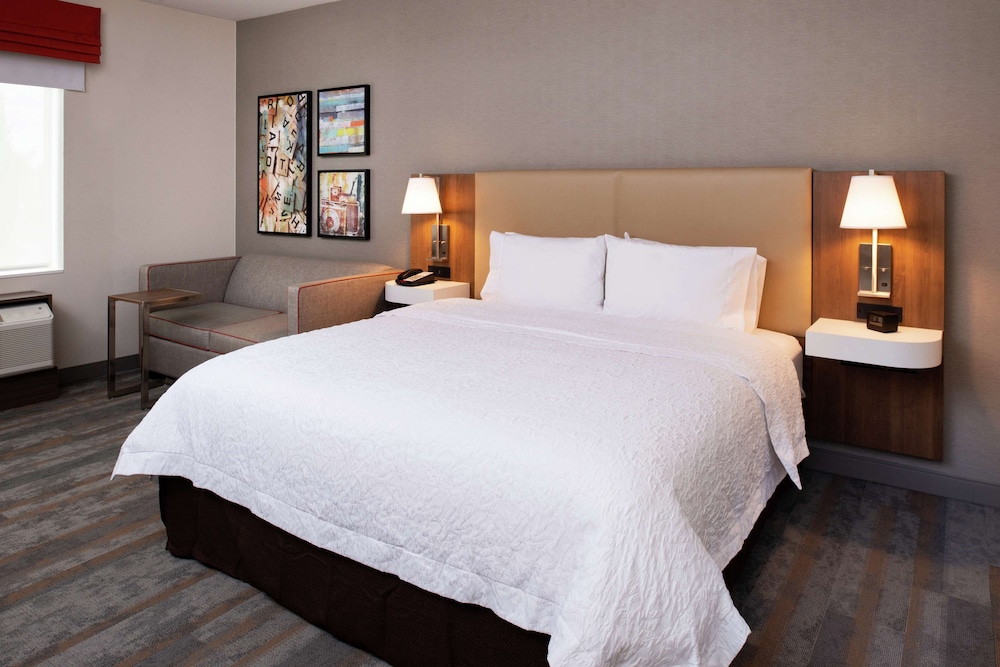 Hampton Inn & Suites Buena Park - photo 21