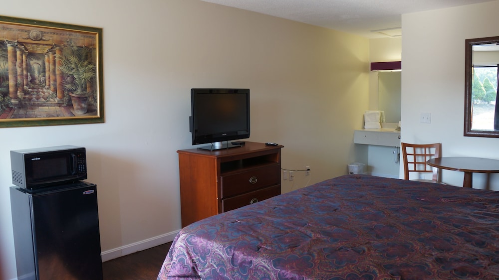 Classic Motor Lodge West Green - photo 46