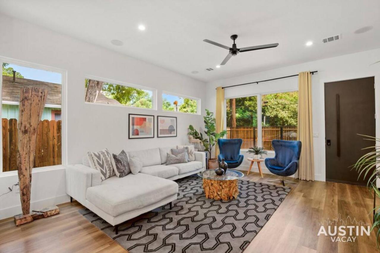 Brand New Luxurious Property and Huge Outdoor Space in Austin, United States