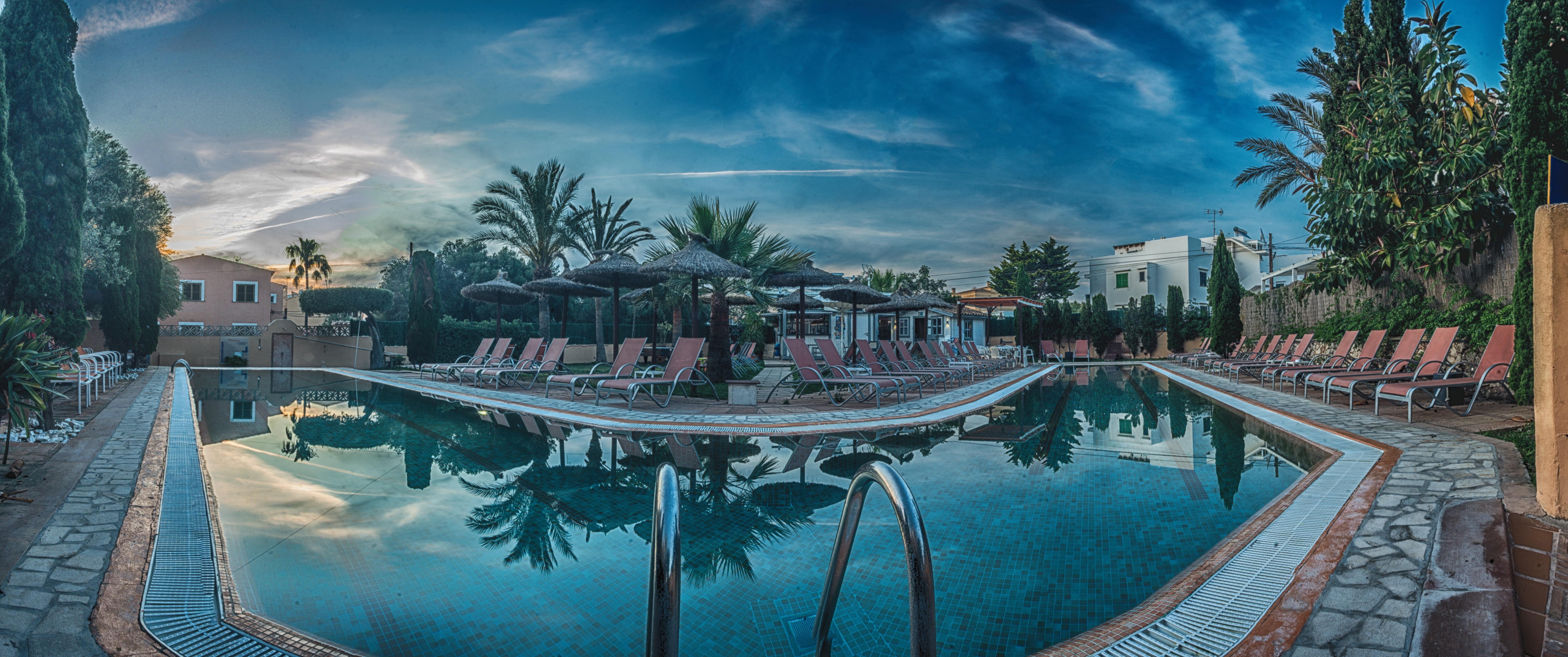 Playa Ferrera Aparthotel in Felanitx, Spain