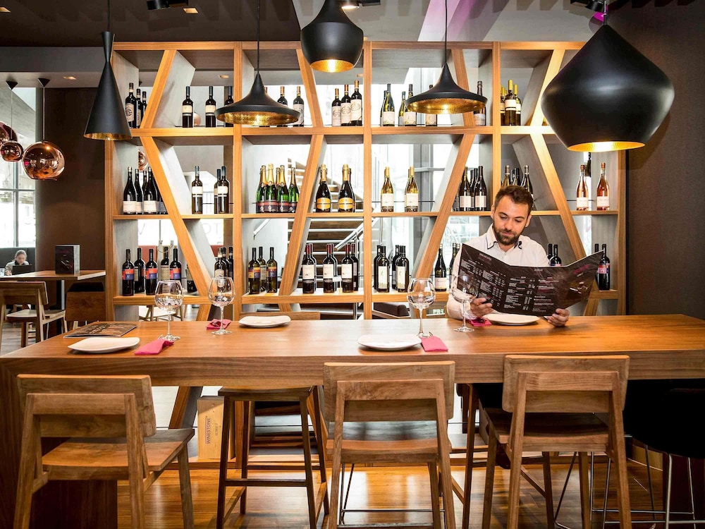 מזון ומשקאות