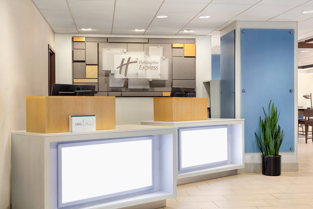 Holiday Inn Express San Antonio Airport by IHG - photo 41