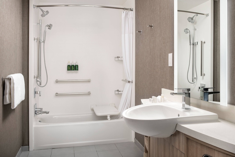 SpringHill Suites by Marriott Loveland Fort Collins Windsor - photo 11