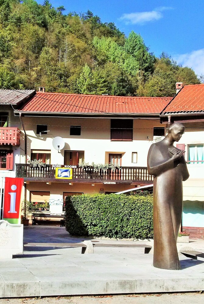 Apartments Hlapi With Spa 11225641 — Kobarid