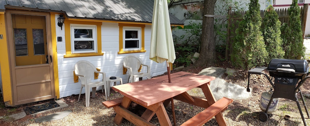 Weirs Beach Motel and Cottages - photo 43