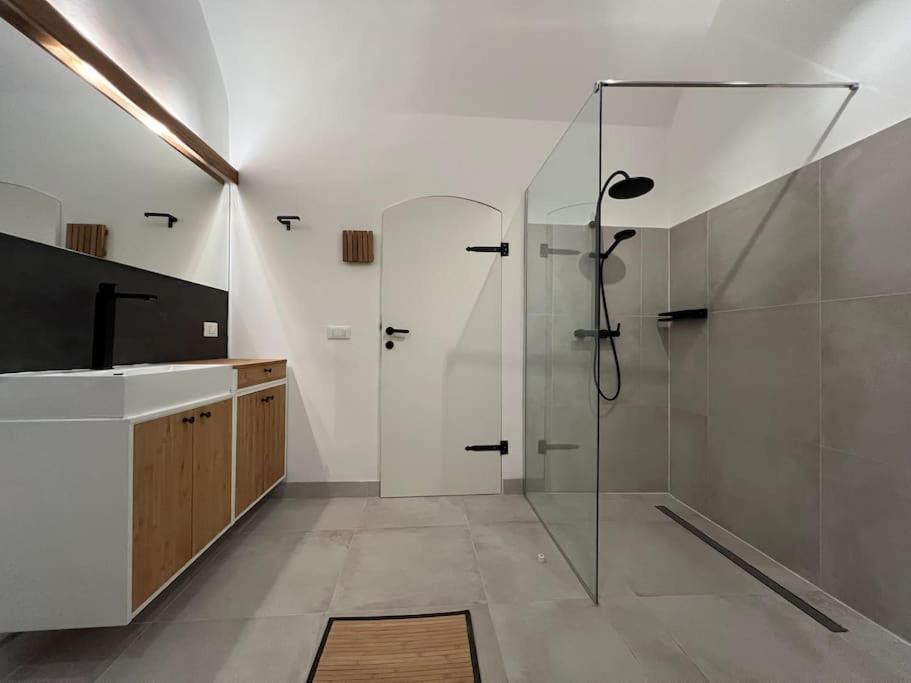 L'arco Trieste Studio Living 1 — 4-Star Luxury Hotel in Trieste, Italy