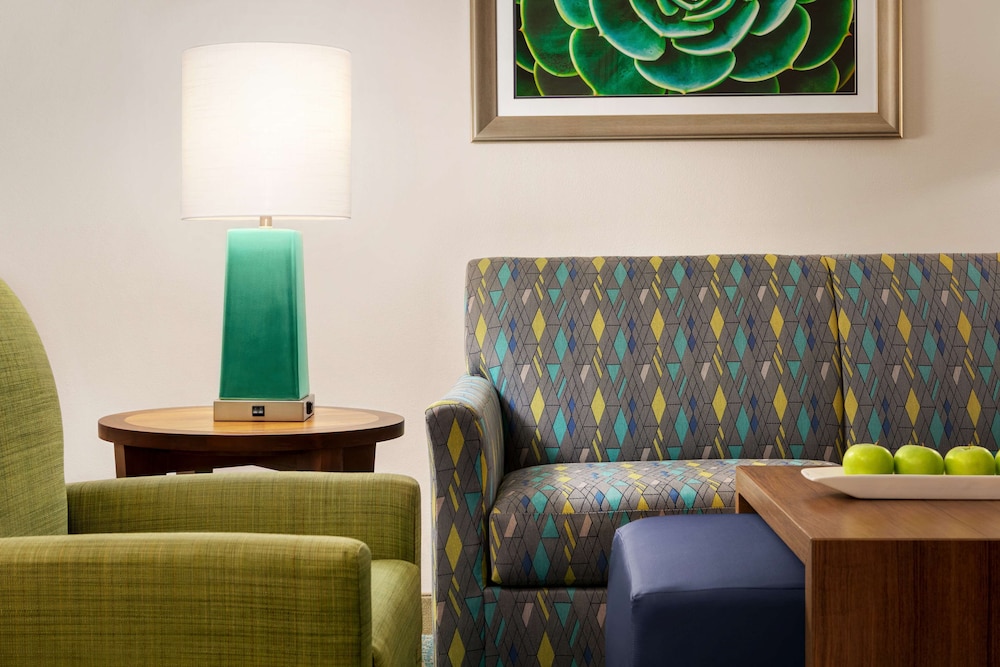 Homewood Suites by Hilton Fort Myers - photo 26