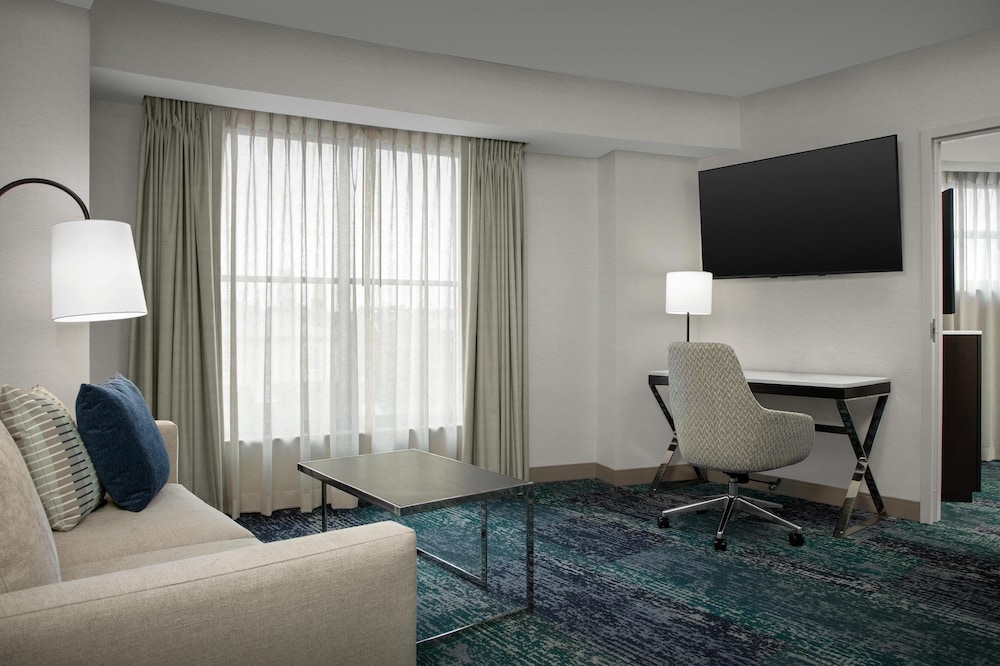 Hilton Garden Inn Portsmouth Downtown - photo 9