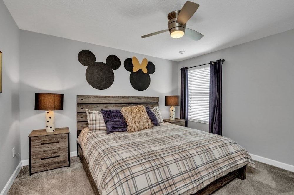 Storey Lake Resort 9 Bed Game theater Room 9 Bedroom Home by RedAwning - photo 11