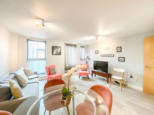 Contemporary Camden Apartment P2 — 4-Star Luxury Hotel in London, United Kingdom