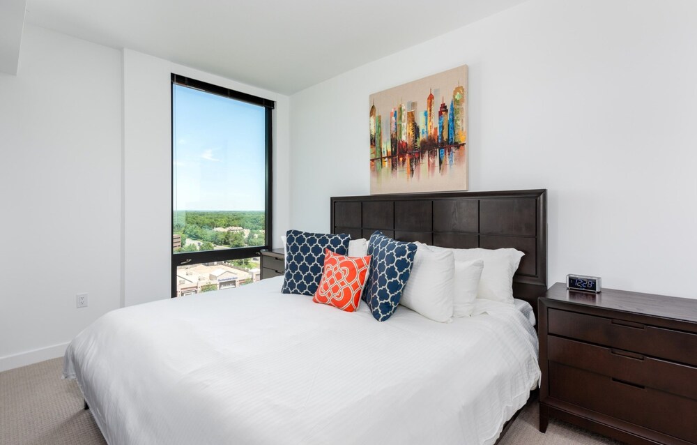 Global Luxury Suites at Reston Town Center - photo 28