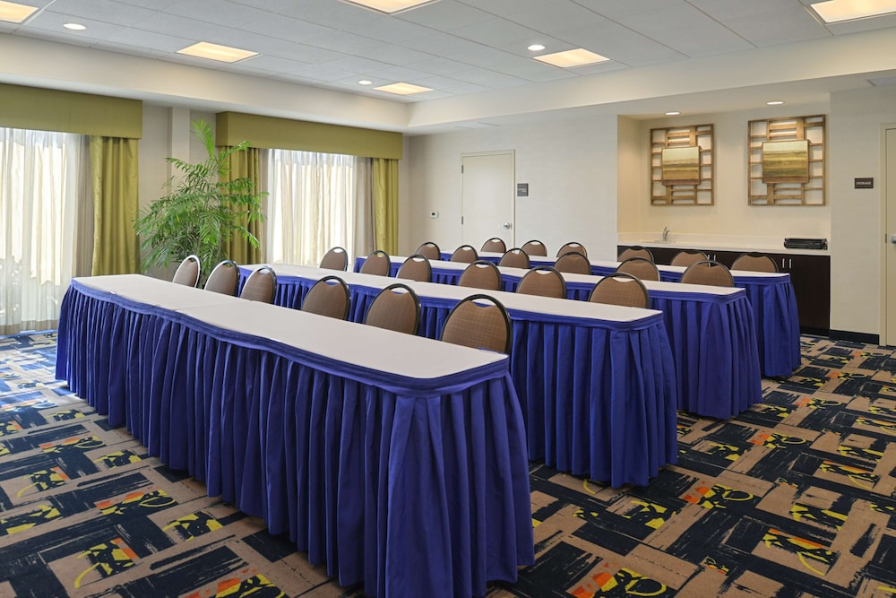 Hampton Inn & Suites Ocala - photo 46