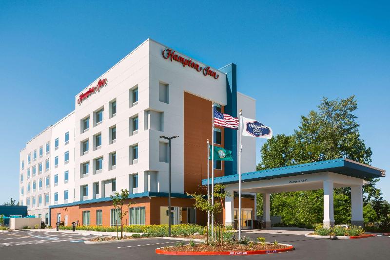Hampton Inn Bellingham Airport - photo 19