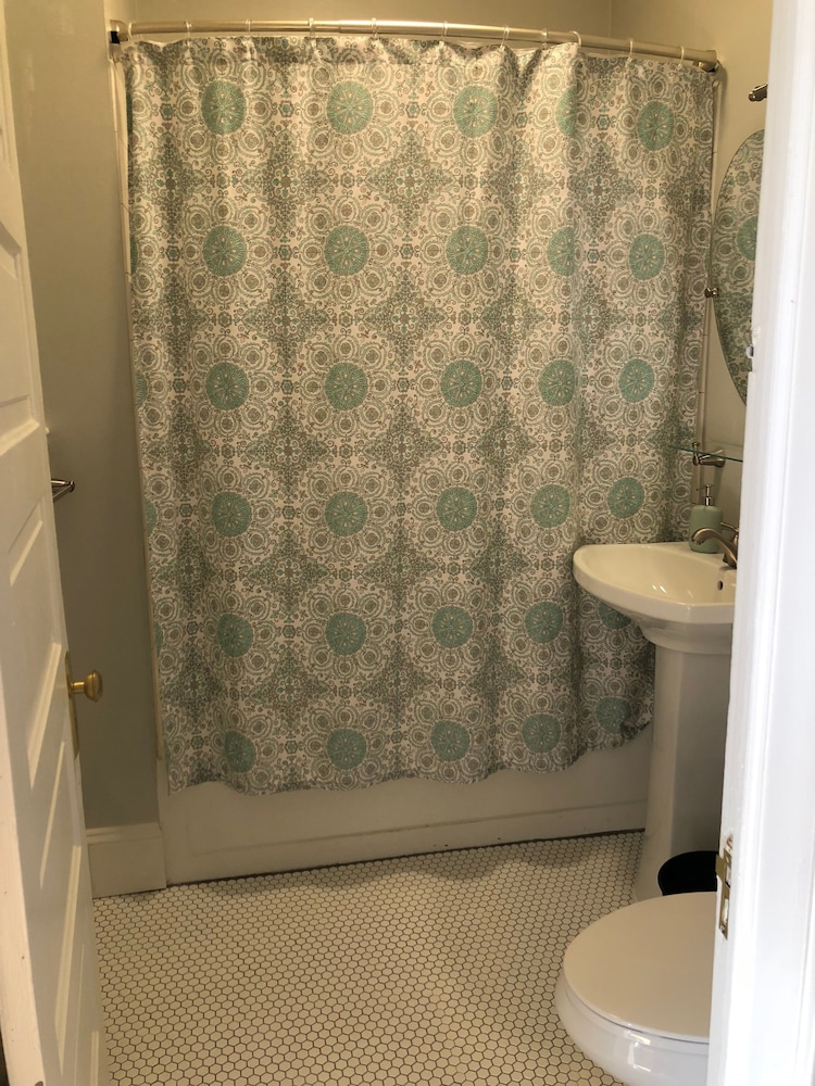 Midtown Manor - photo 17