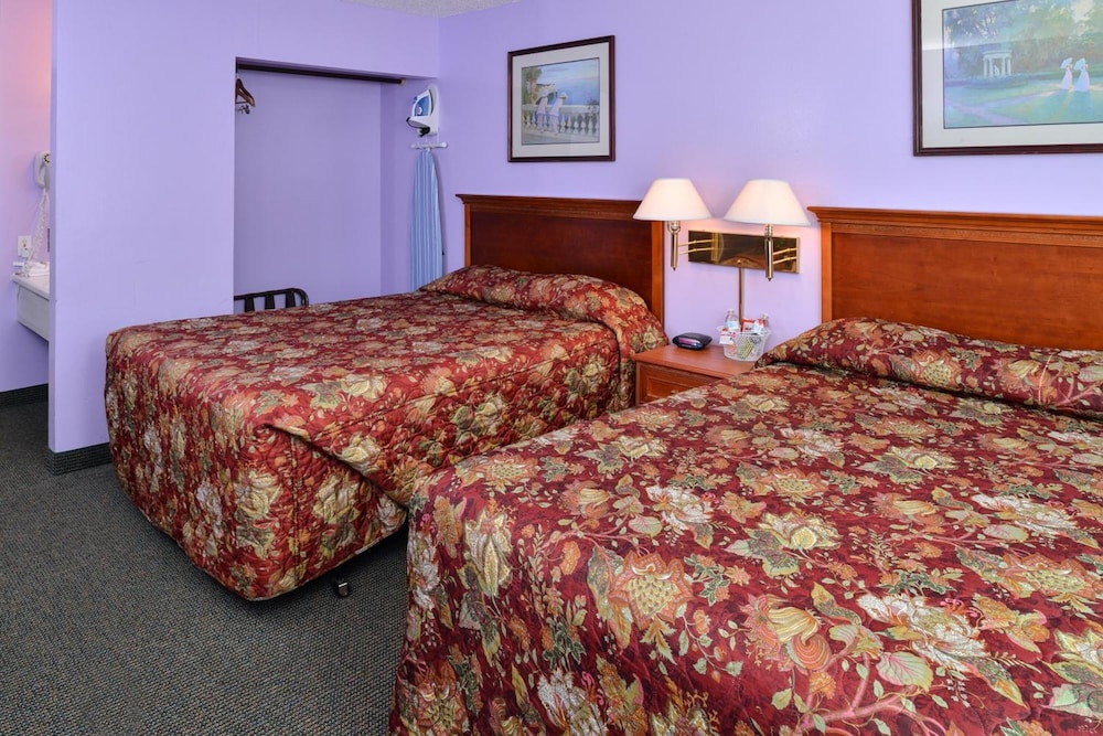 The Maverick Motel Main Street USA Collection by PNW Hospitality - photo 12