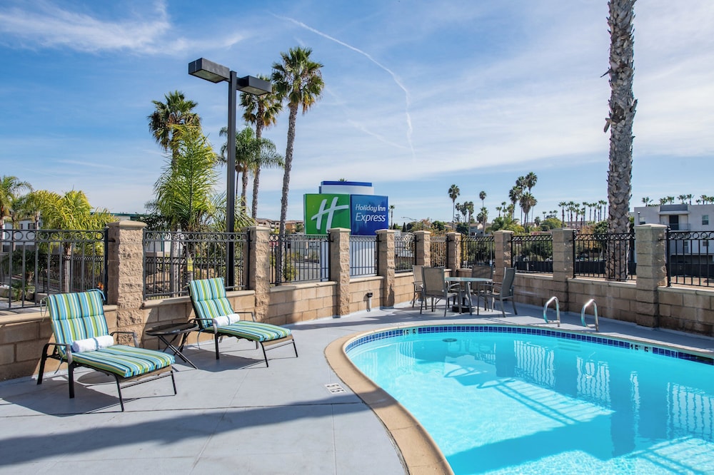 Holiday Inn Express San Diego South National City by IHG - photo 19
