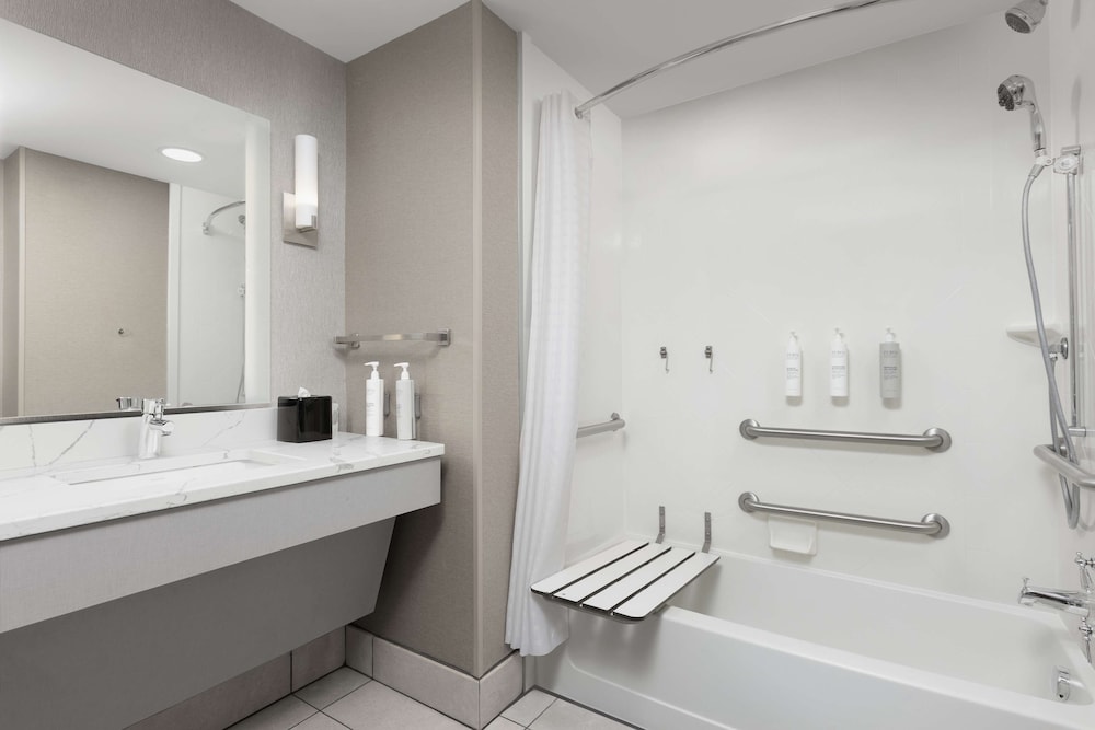 Homewood Suites By Hilton York - photo 34