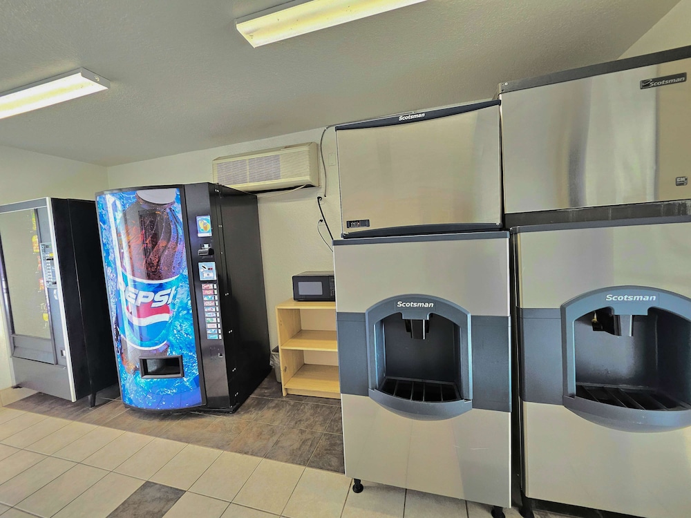 Motel 6 Palm Desert CA Palm Springs Area - photo 13