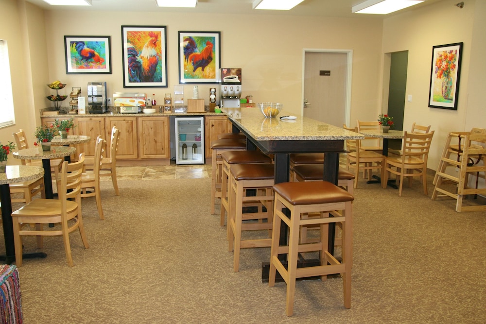 Buffalo Inn - photo 16