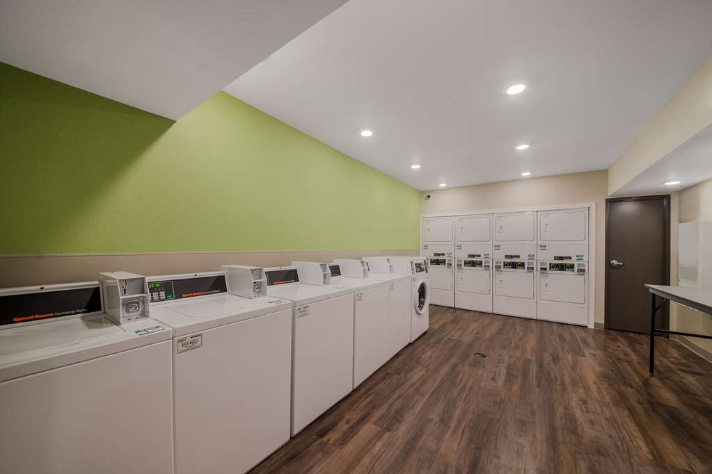 WoodSpring Suites Wesley Chapel Tampa - photo 23