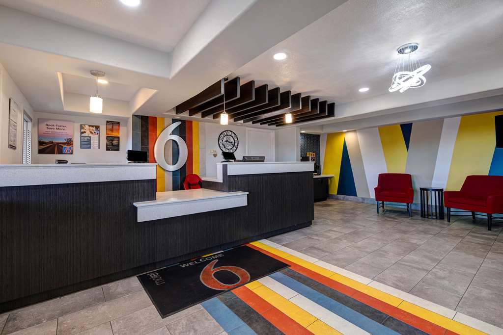Motel 6 Buttonwillow CA Central - photo 21
