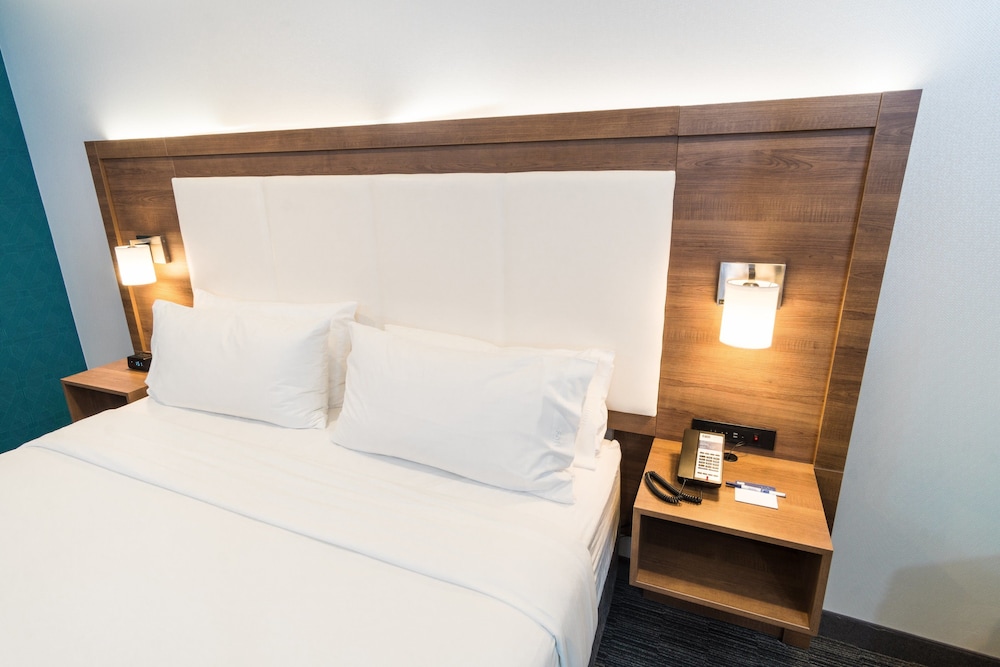 Holiday Inn Express Hotel & Suites Hollywood Walk of Fame by IHG - photo 31