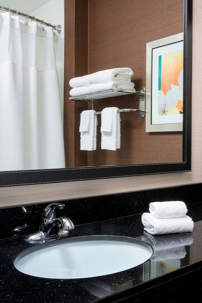 Fairfield Inn & Suites by Marriott Branson - photo 12
