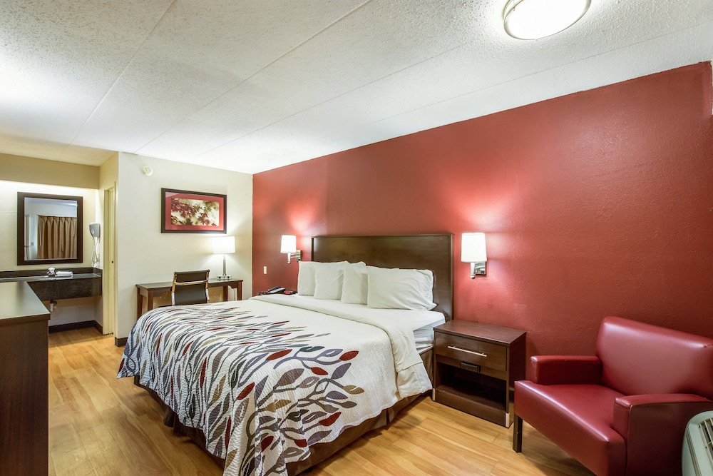 Red Roof Inn Saginaw Frankenmuth - photo 15