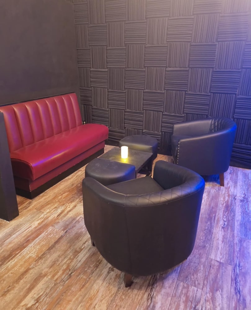Brush inn and Suites - photo 28