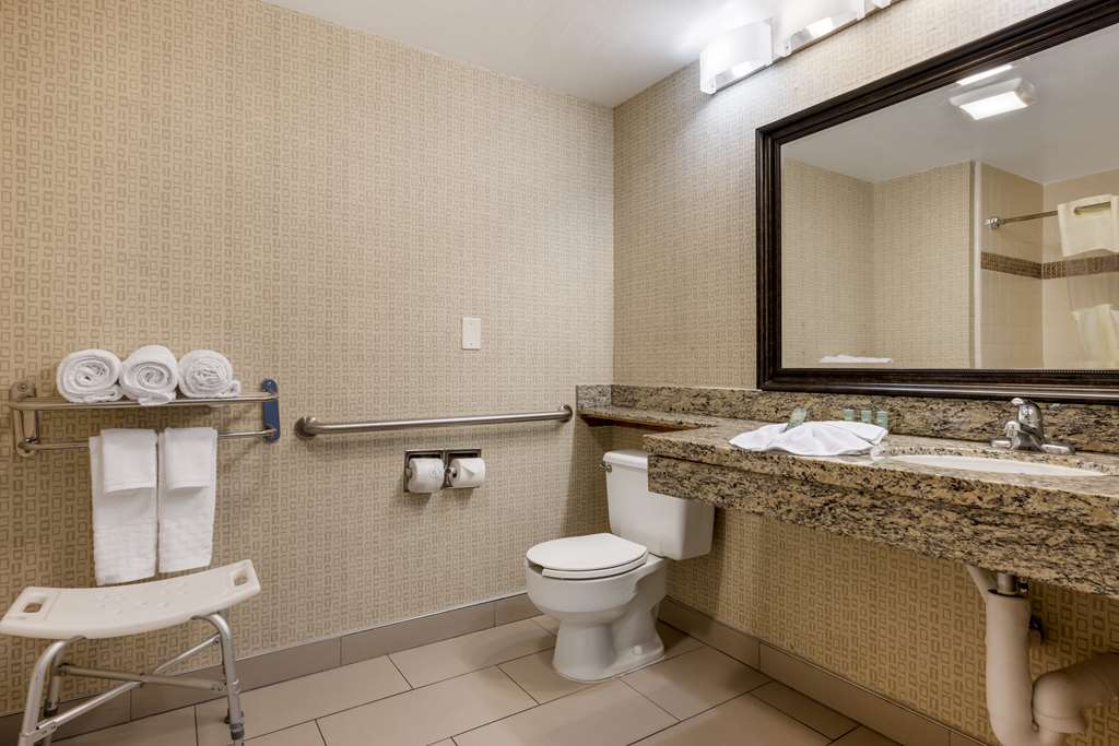 Best Western Los Angeles Worldport Hotel - photo 23