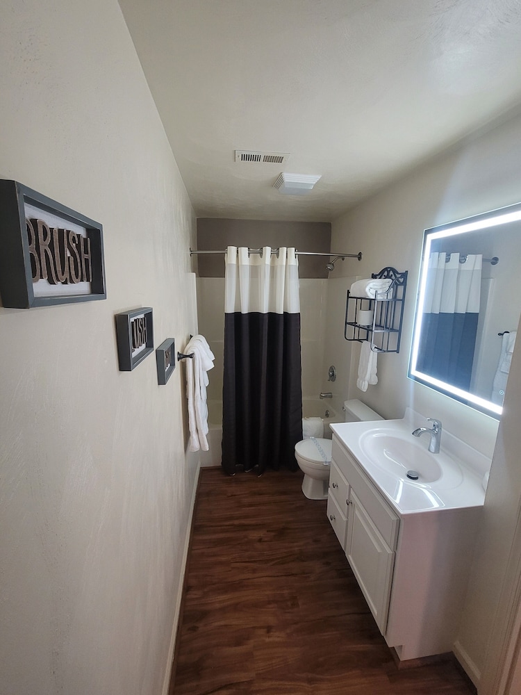 Affordable Corporate Suites of Overland Drive - photo 63
