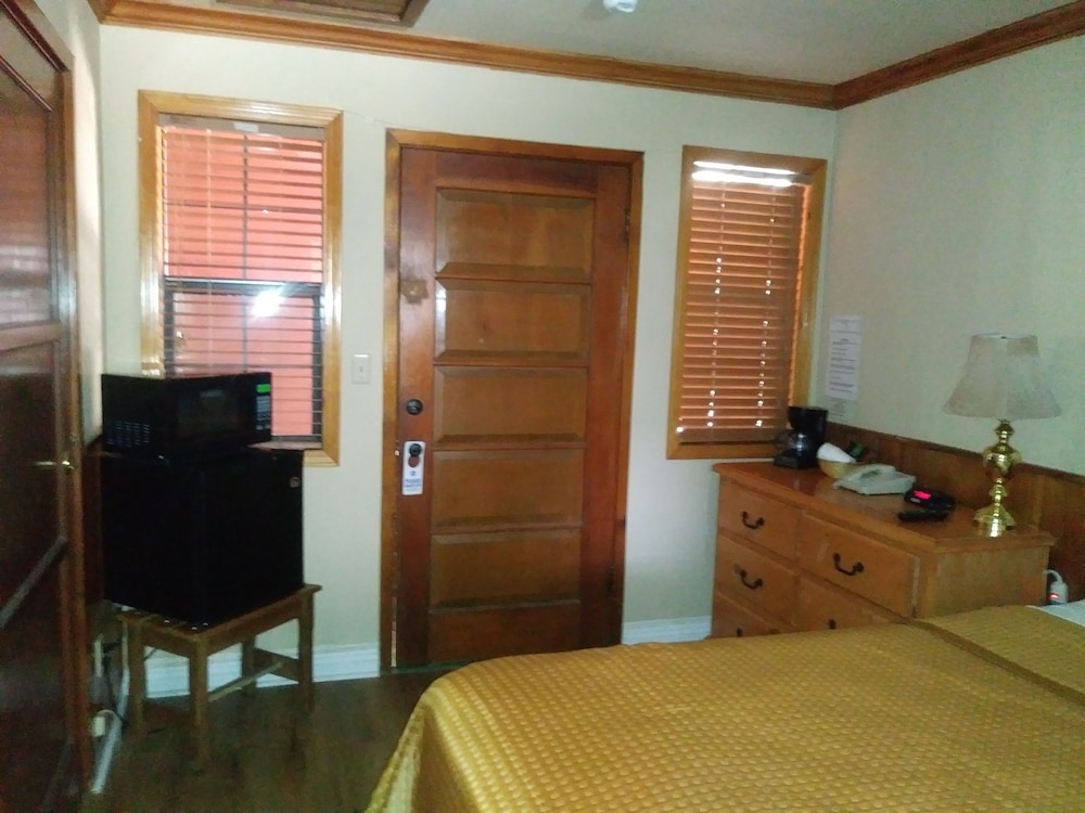 Kernville Inn - photo 26