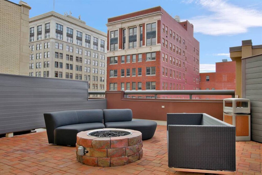 The Old Town Luxury Lofts — 5-Star Luxury Hotel in Wichita, United States
