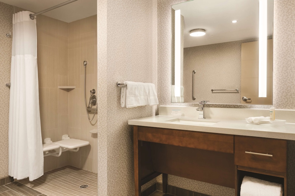 Homewood Suites by Hilton Washington DC Capitol Navy Yard - photo 22
