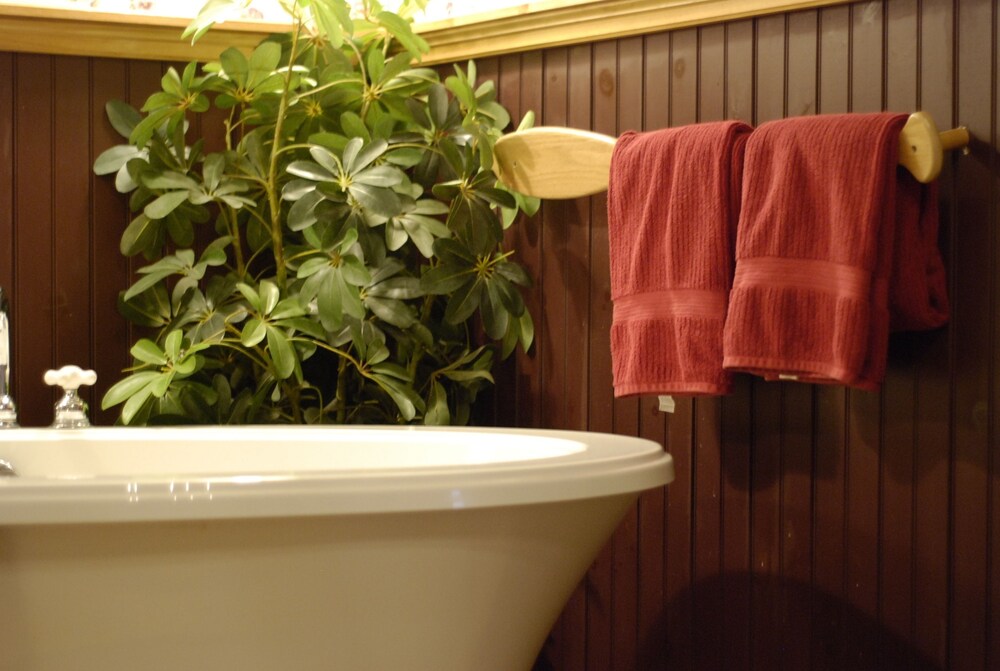 Wrens Nest Inn - photo 39
