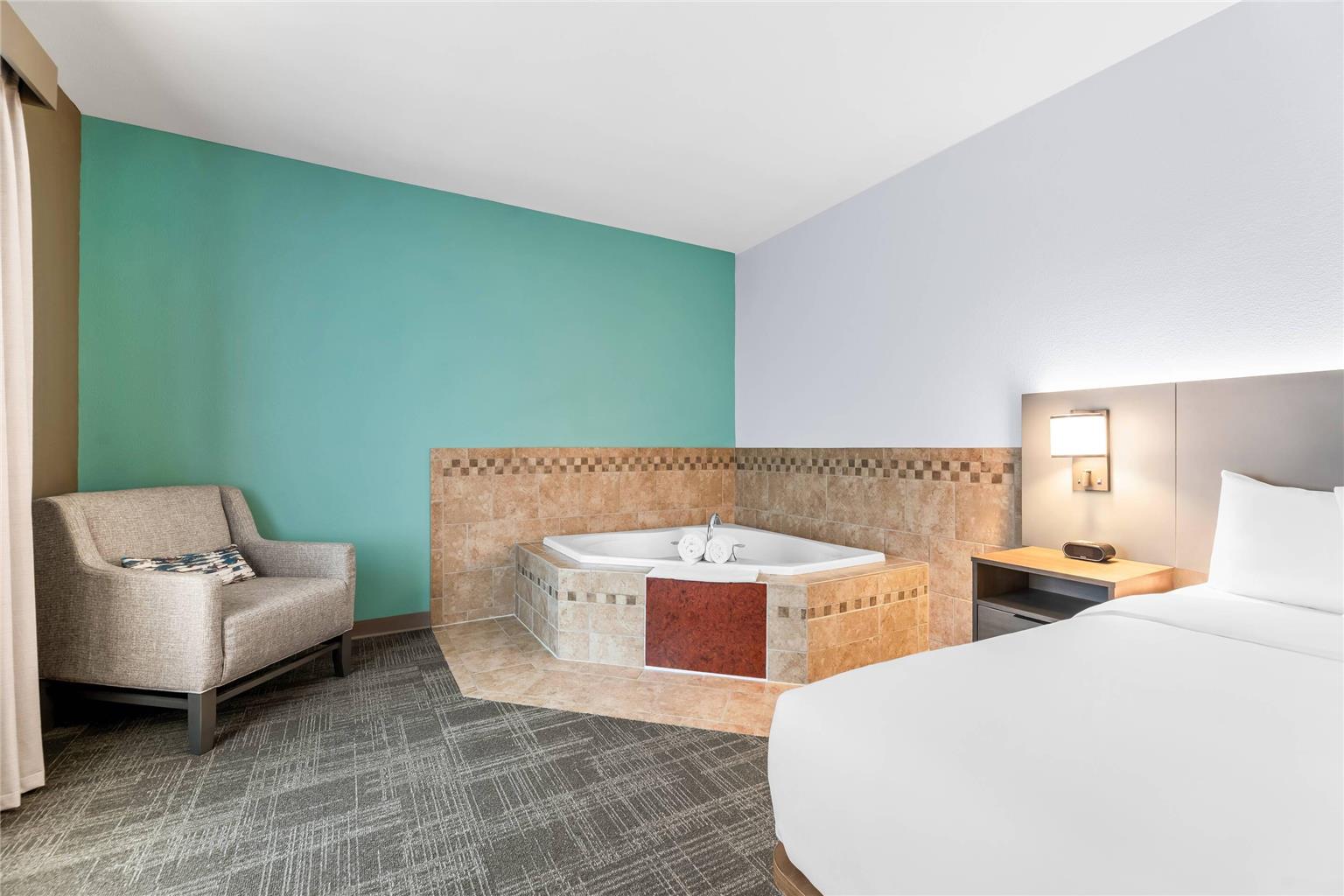 Comfort Suites Gothenburg South - photo 22