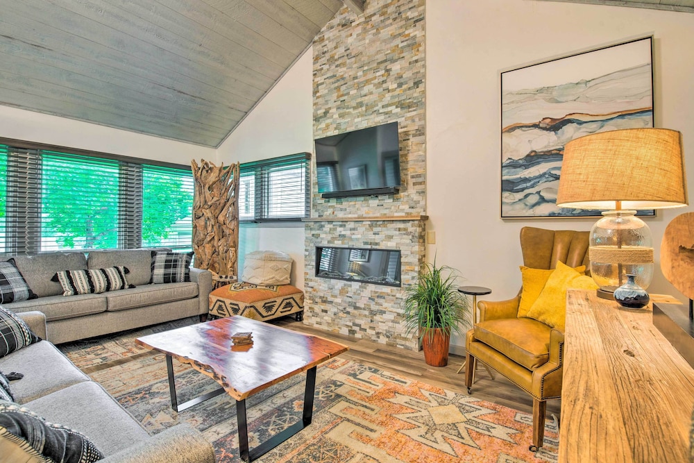 Cortland Abode: 1 Mi to Greek Peak Mountain Resort - photo 17