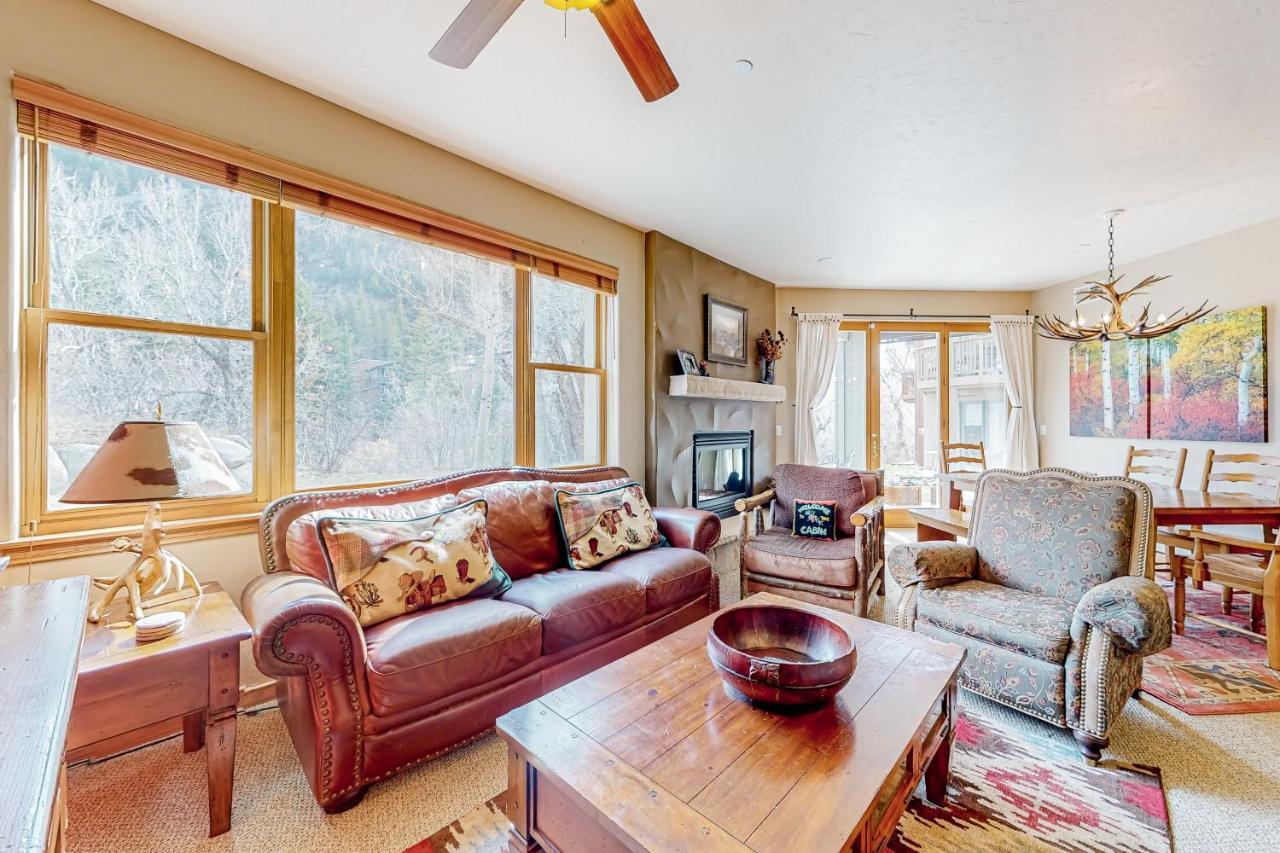 Evergreen Retreat Unit 101 — 4-Star Luxury Hotel in Avon, United States