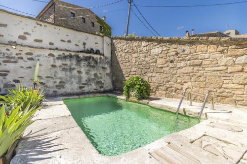 Les Orenetes - last minute hotel in Artesa De Segre